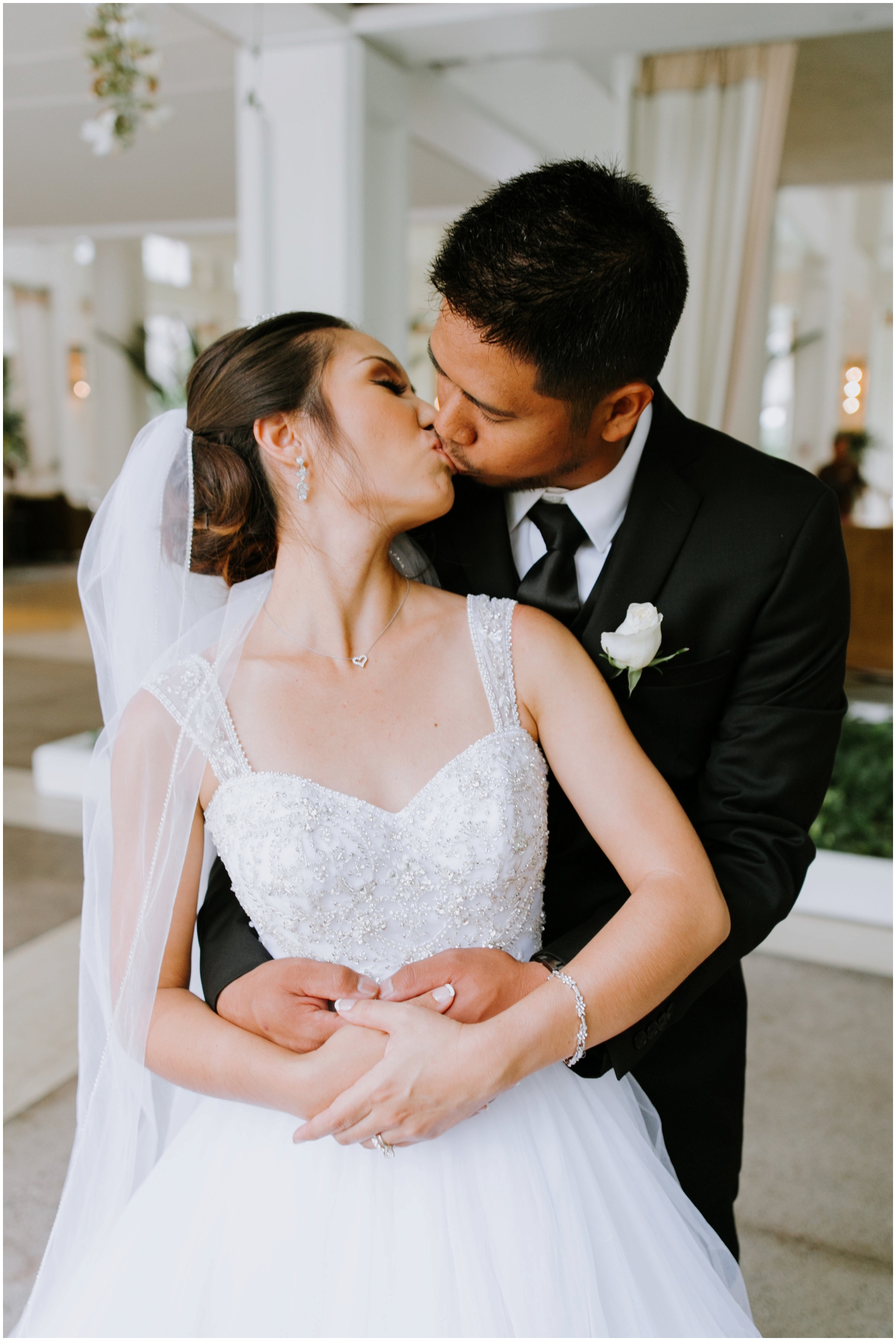 Halekulani Hotel Wedding Photos, Waikiki Hawaii Wedding Photographer, Hawaii Wedding Photographer, Hawaii Wedding Photos, Hotel Wedding in Hawaii, Halekulani Hotel, Waikiki Wedding