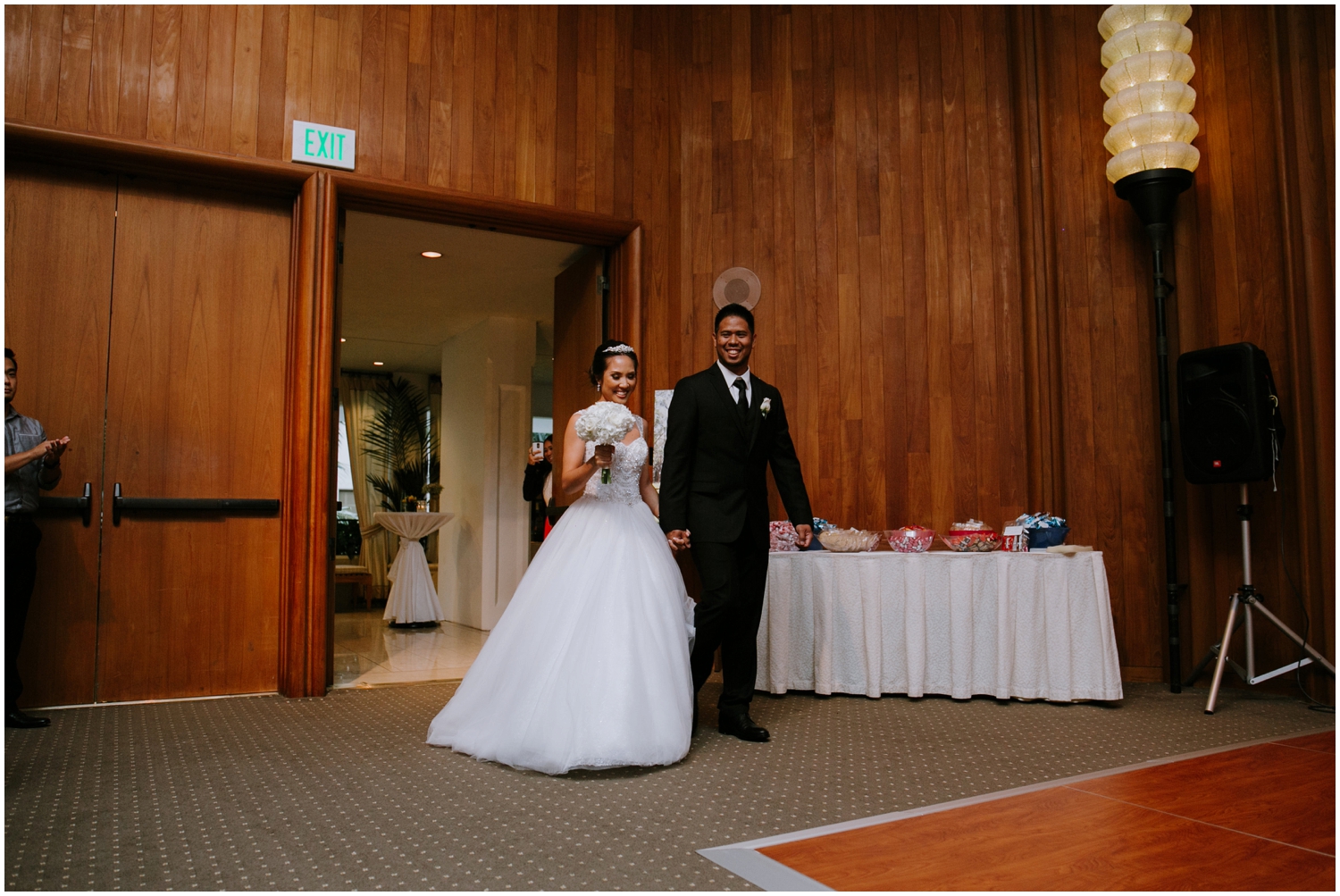 Halekulani-Hotel-Wedding-Photos_0058.jpg