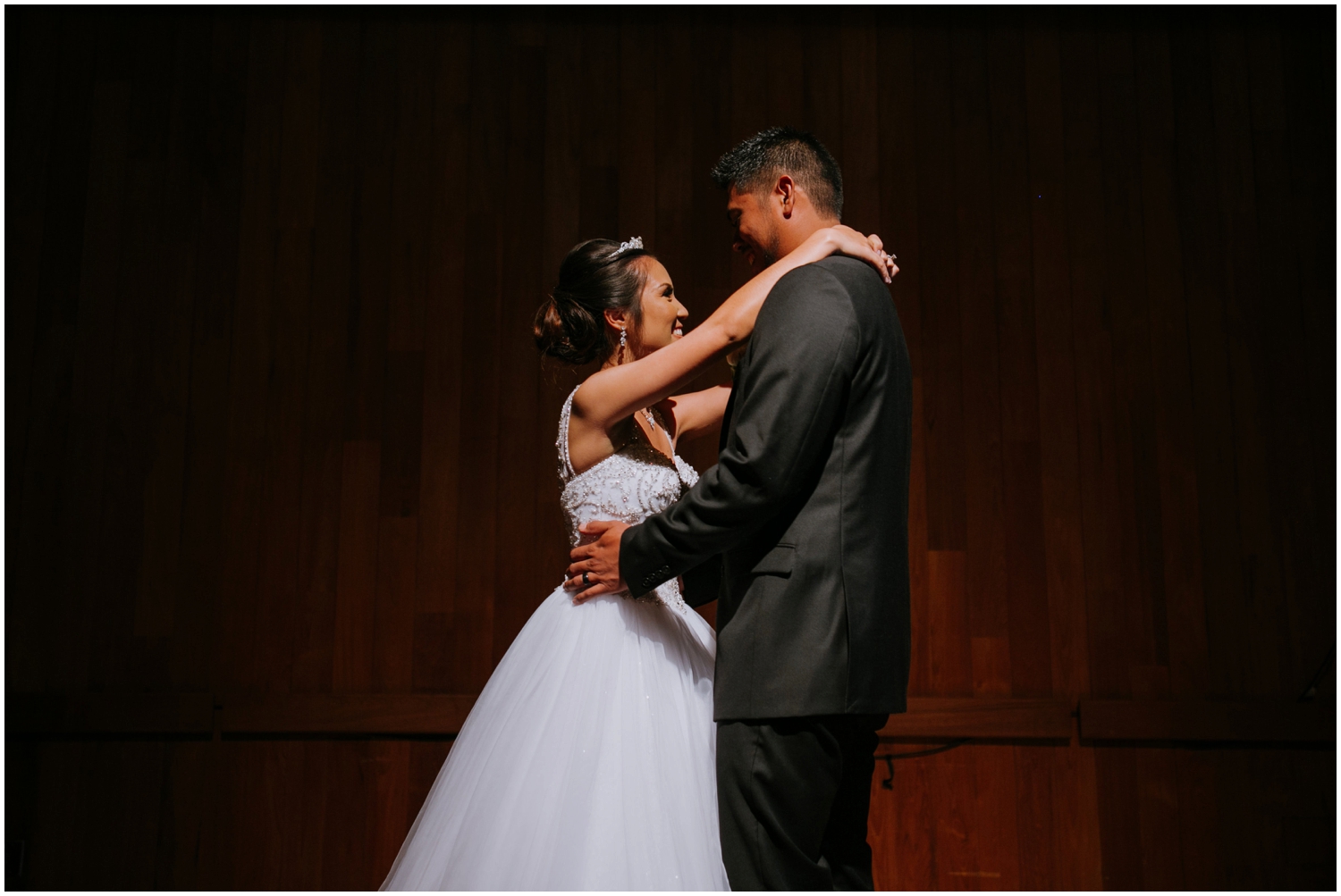 Halekulani Hotel Wedding Photos, Waikiki Hawaii Wedding Photographer, Hawaii Wedding Photographer, Hawaii Wedding Photos, Hotel Wedding in Hawaii, Halekulani Hotel, Waikiki Wedding
