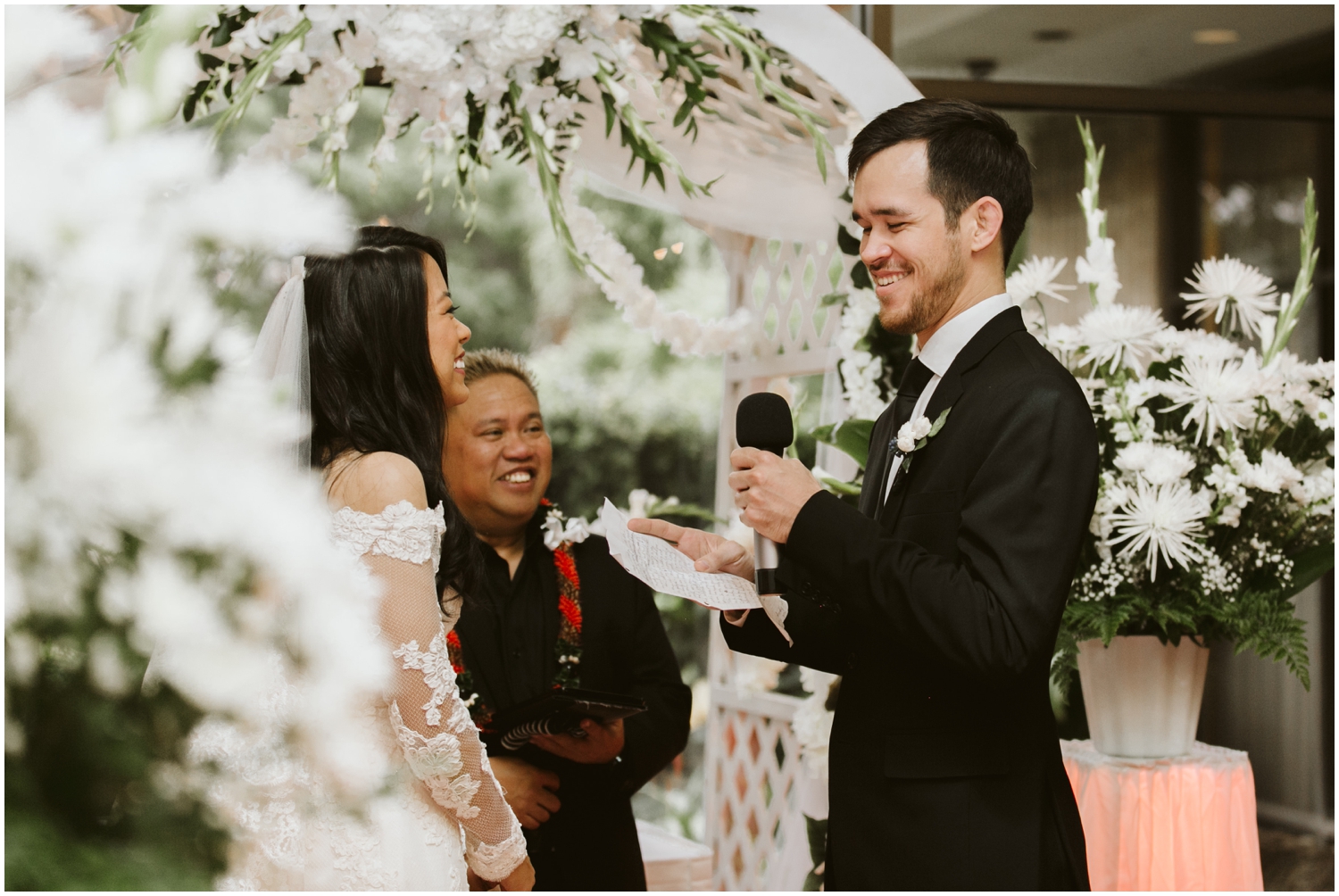 Honolulu Country Club Wedding Photos, Moanalua Hawaii Wedding Photographer, Hawaii Wedding Photos, Hawaii Wedding Venues, Hawaii Wedding Photographer