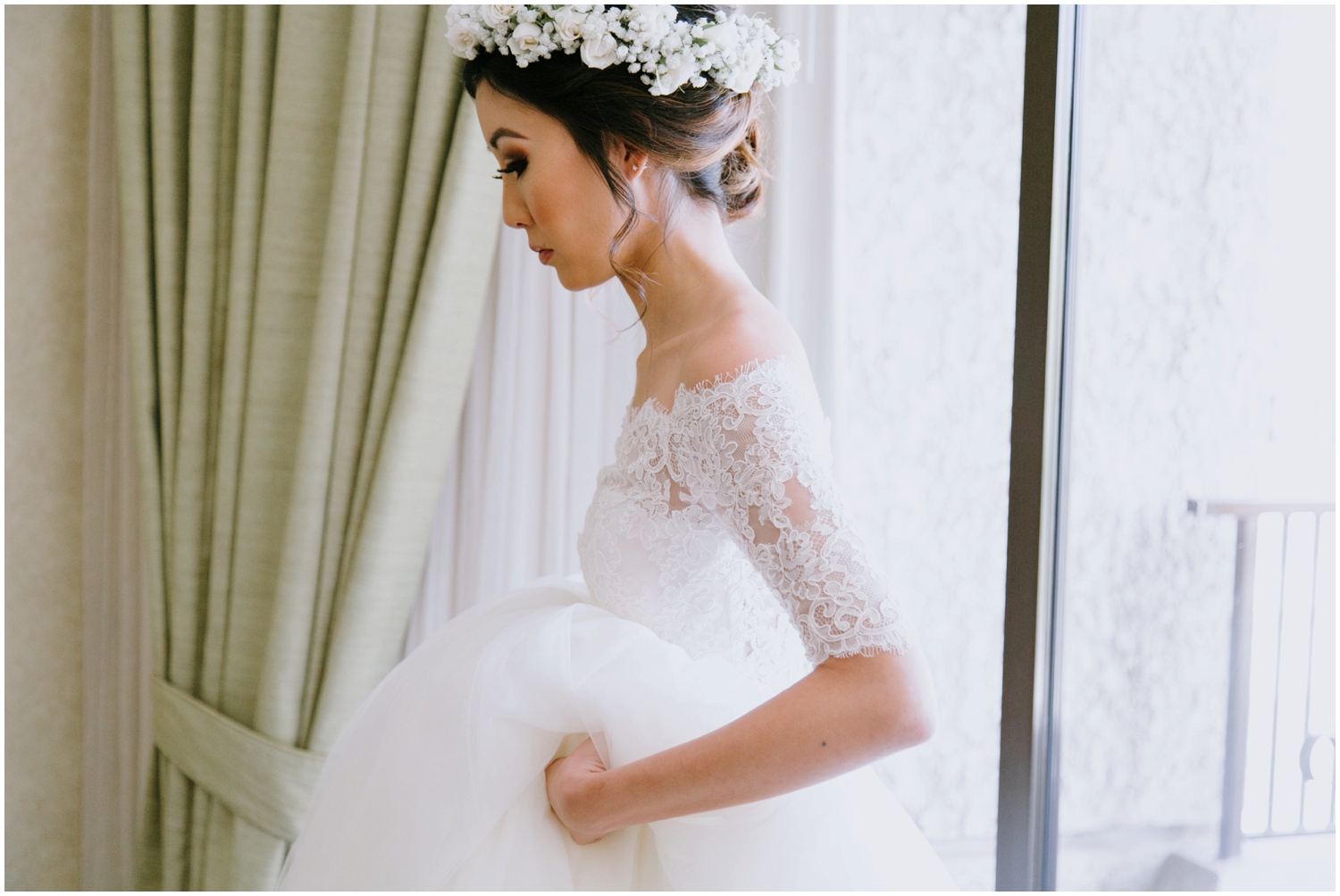 Honolulu Hawaii Wedding, Honolulu Hawaii Wedding Photographer, Cafe Julia Wedding in Hawaii, Hawaii Wedding Photographer, Hawaii Wedding Photos, Hawaii Elopement, Honolulu Photographer