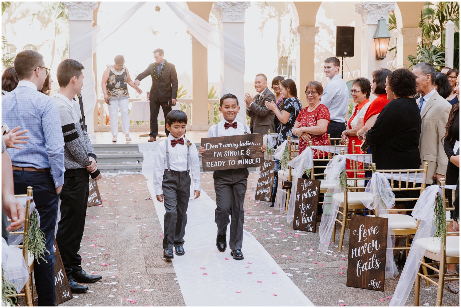 Honolulu Hawaii Wedding, Honolulu Hawaii Wedding Photographer, Cafe Julia Wedding in Hawaii, Hawaii Wedding Photographer, Hawaii Wedding Photos, Hawaii Elopement, Honolulu Photographer