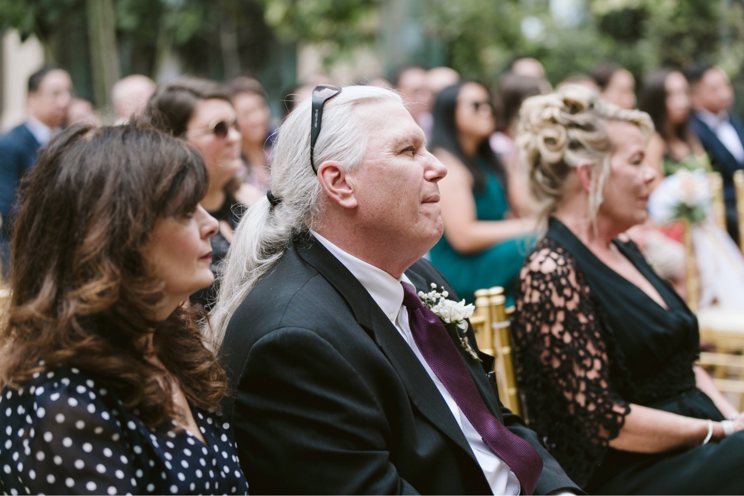Julia_mom_Groom_Hawaii_Ceremony_Wedding_Honolulu_Cafe_dad.jpg