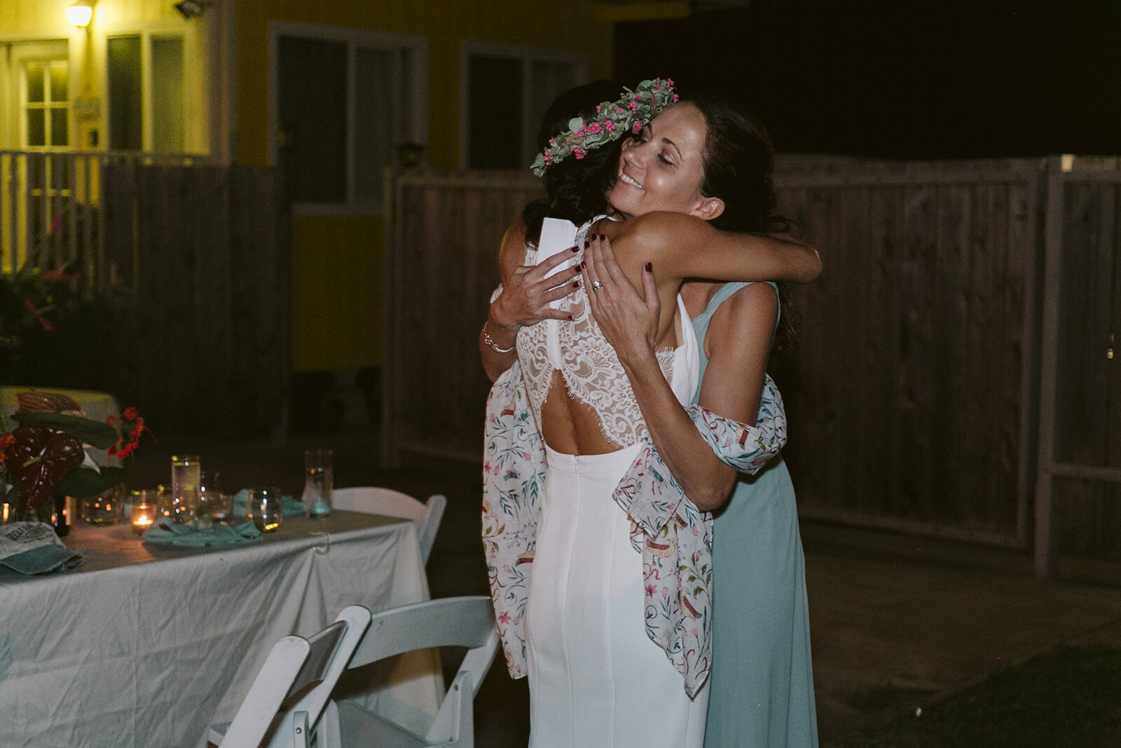 North-Shore-Hawaii-Mokuleia-Beach-House-Wedding.jpg