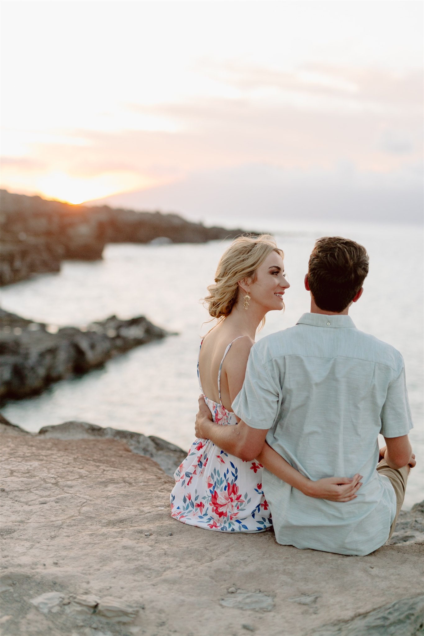 Kaanapali-maui-hawaii-beach-sunset-engagement-photographer.jpg