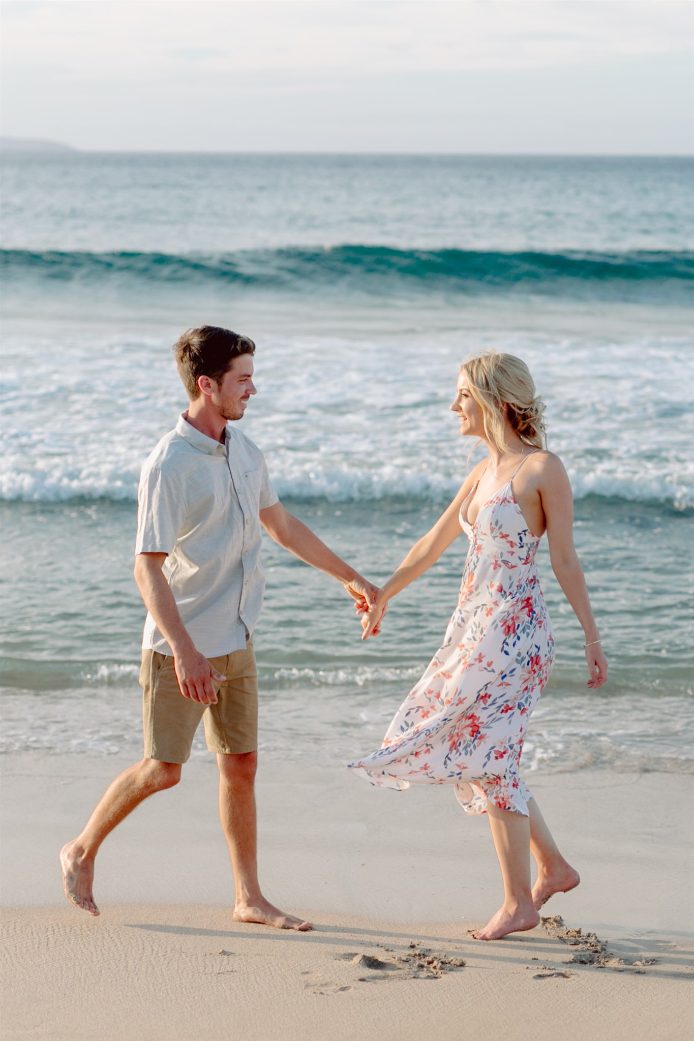 Kaanapali-maui-hawaii-beach-sunset-engagement-photographer.jpg