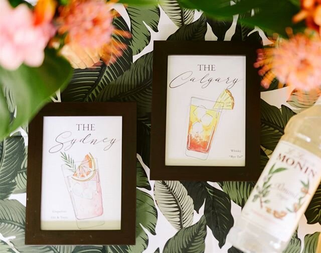 What's been bringing you JOY lately?! During quarintene and social distancing these past couple of months have got me saying, &quot;it's the little things these days that bring me joy.&quot; For me, it's buying poke or eating out once a week at one of our favorite restaurants!

#hawaiiweddingphotographer #hawaiiweddingphotos #oahuweddingphoto #oahuweddingphotographer #kualoaranchweddings #weddingchicks #weddingdiy #diyweddingdecor #weddingbardecor #weddingcocktails