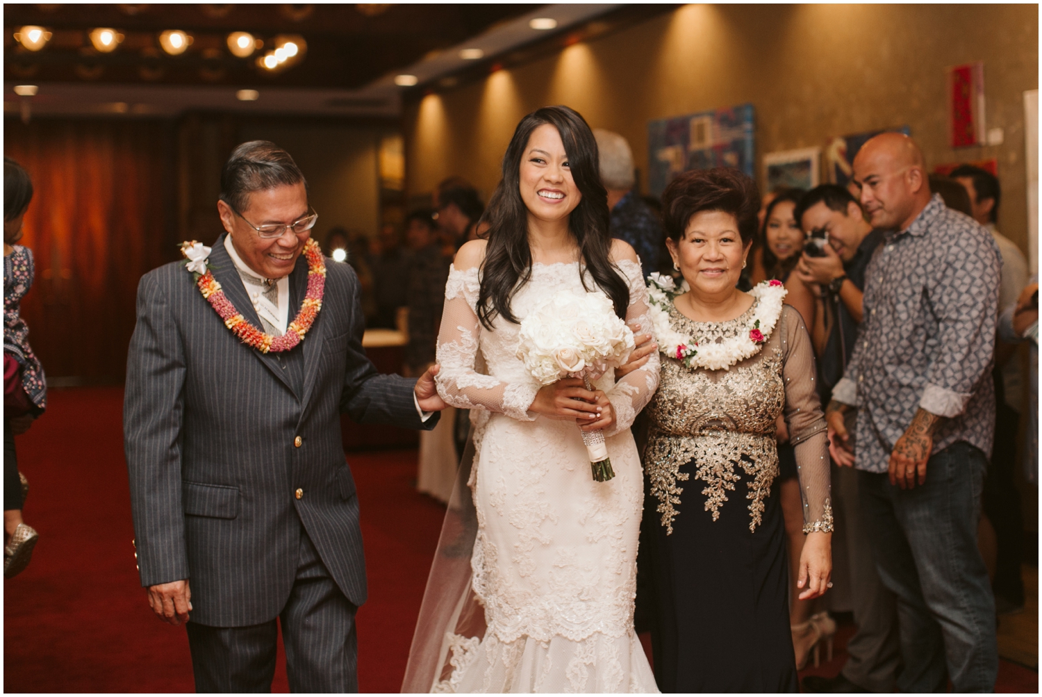 Honolulu-Country-Club-Wedding-Photos_0019.jpg
